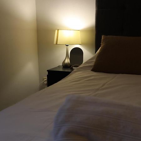 Room Stella Suite Тилбург Экстерьер фото
