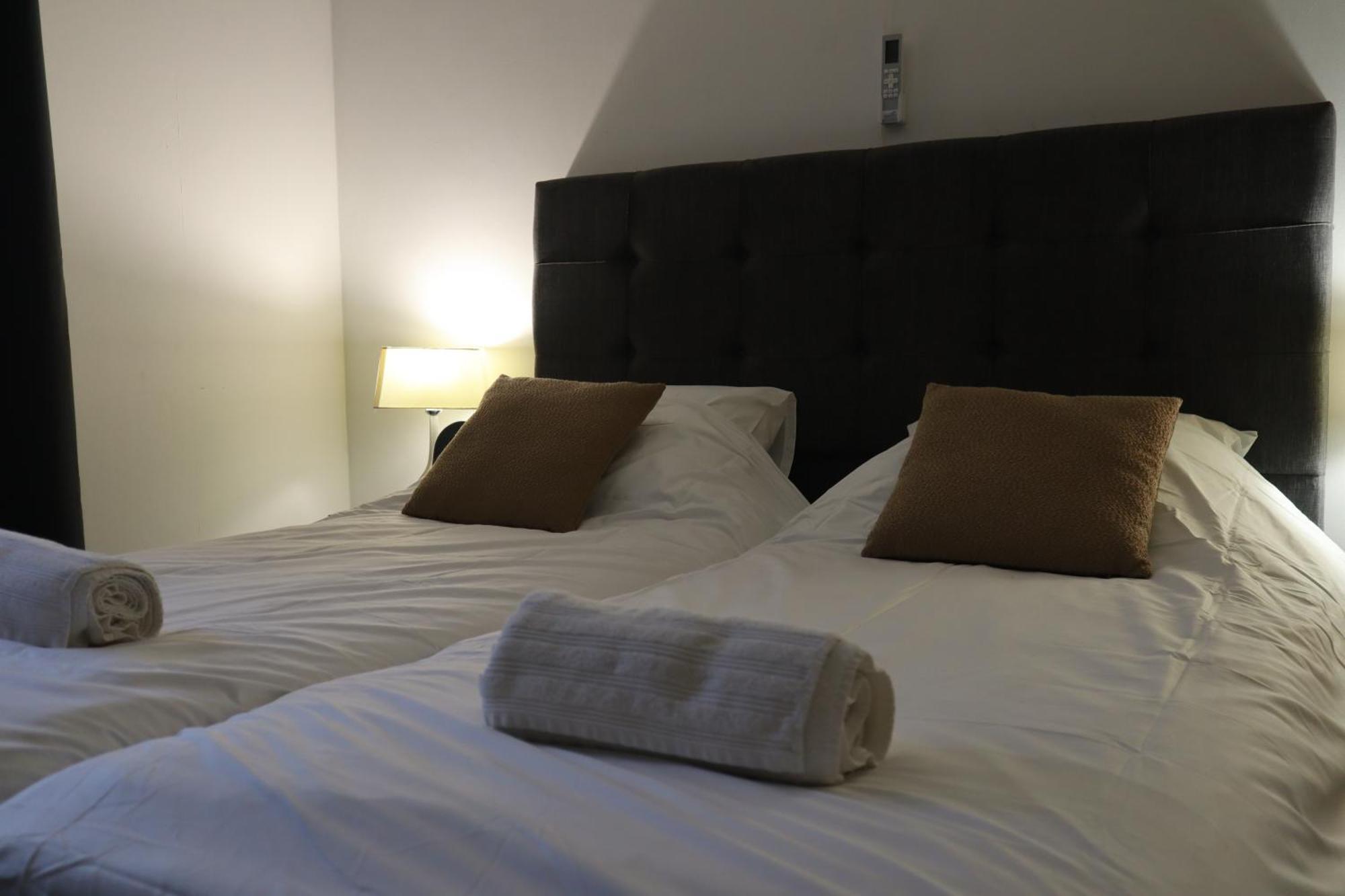 Room Stella Suite Тилбург Экстерьер фото